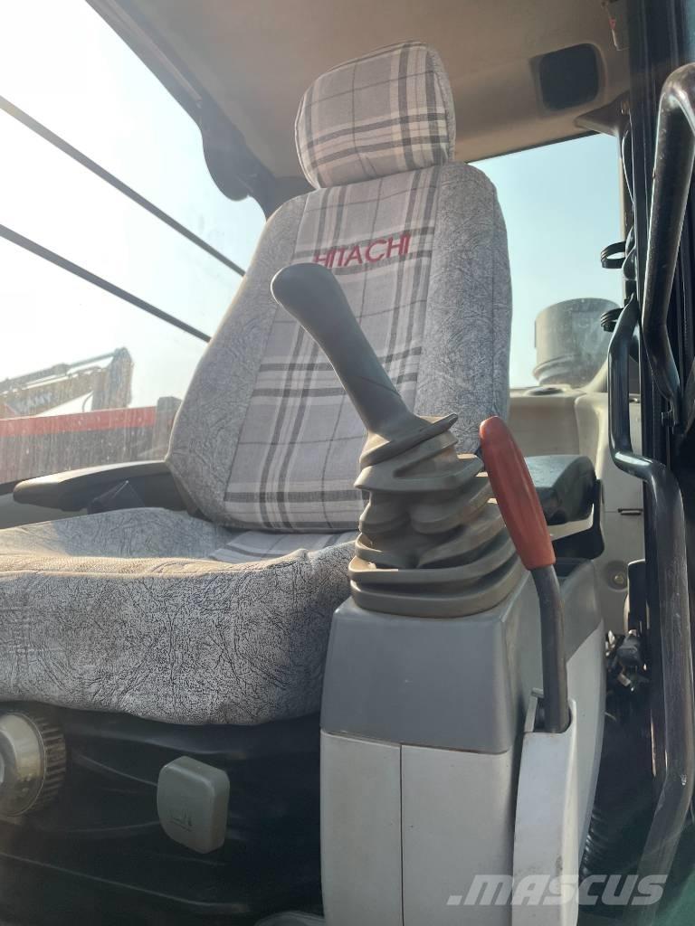 Hitachi ZX 130 履帶式 挖土機/掘鑿機/挖掘機