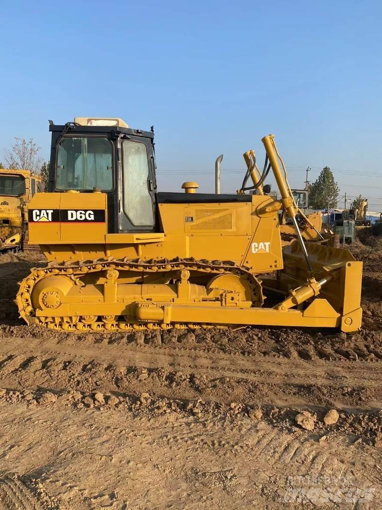 CAT D 6 G 履帶推土機