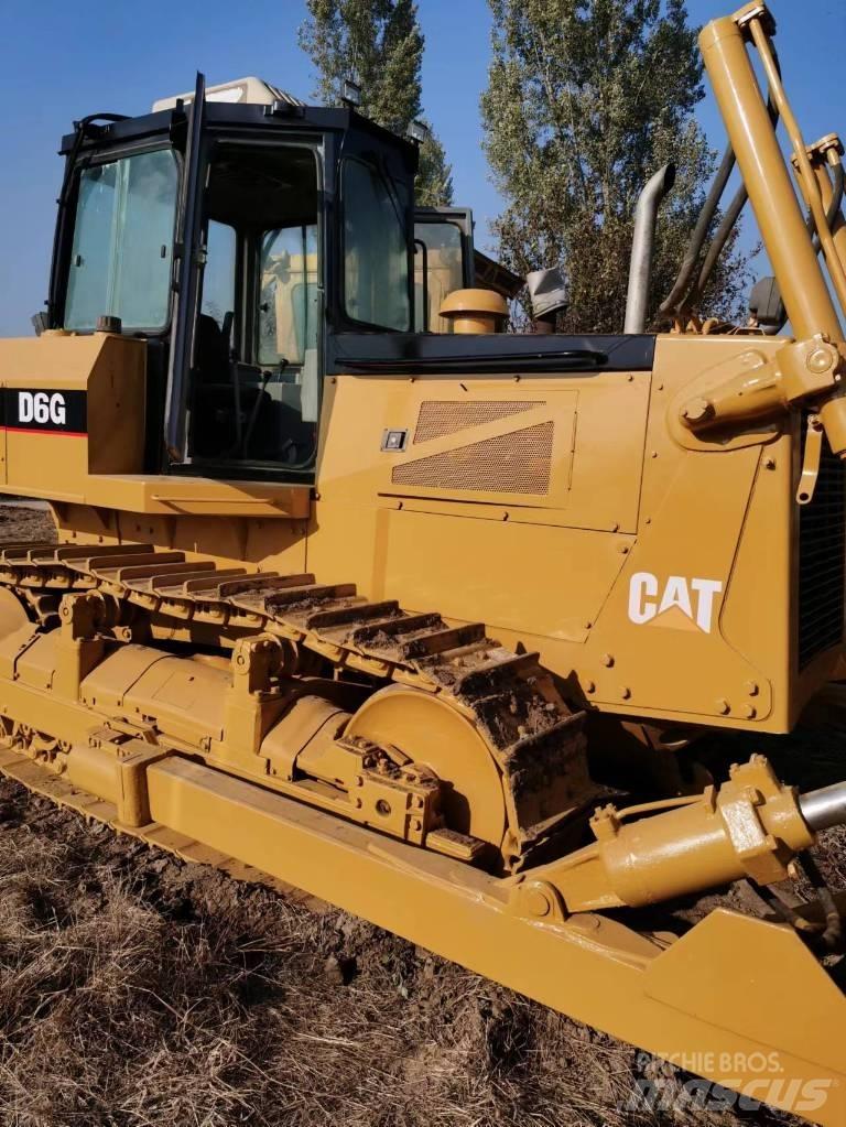 CAT D 6 G 履帶推土機