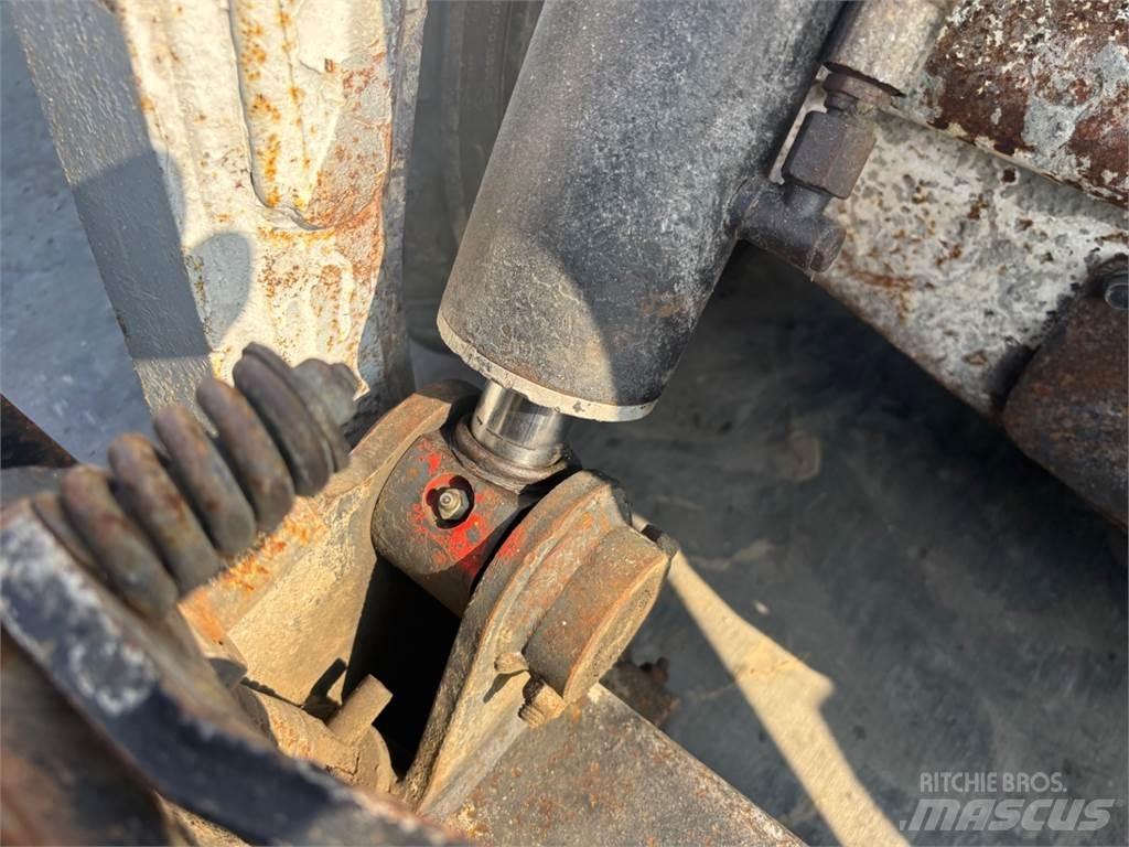 Bobcat S175 其他