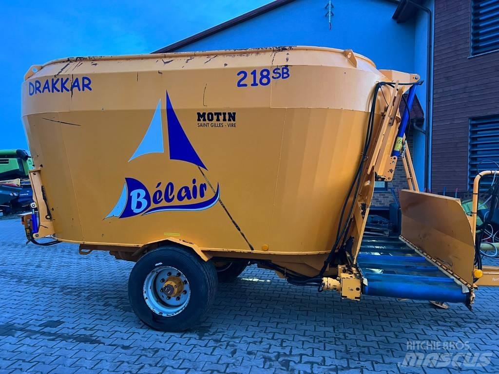 Belair Drakkar 青飼料搬運車