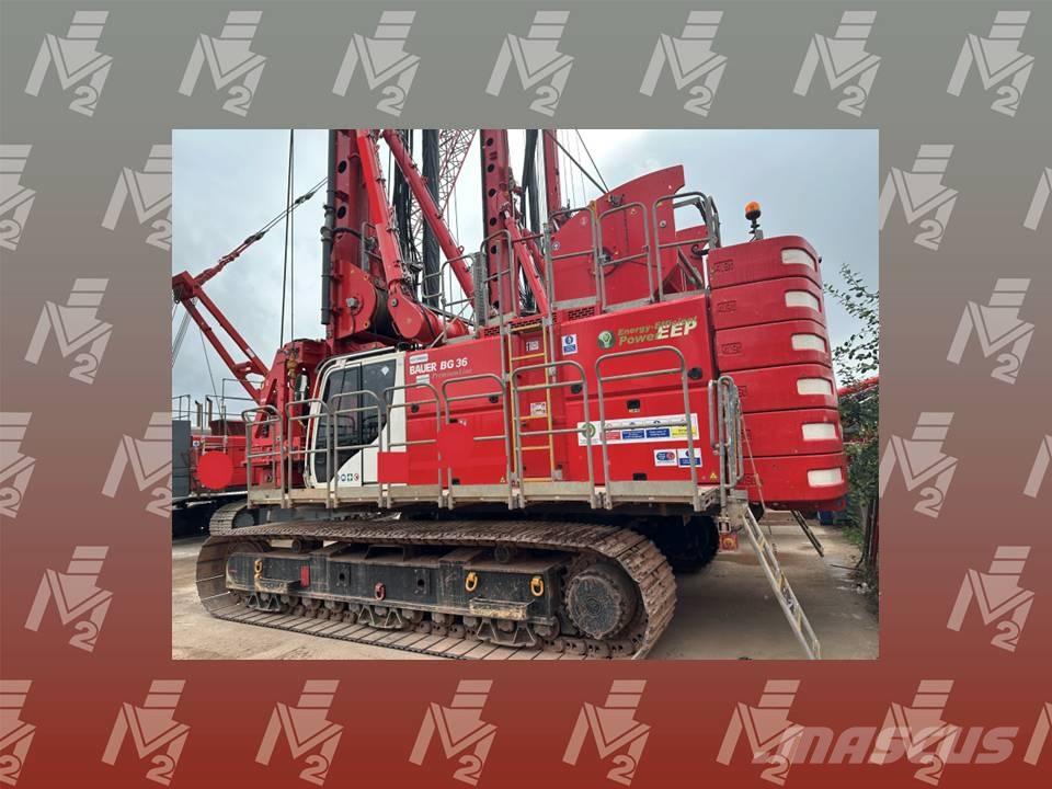 Bauer BG 36 重型鑽孔機