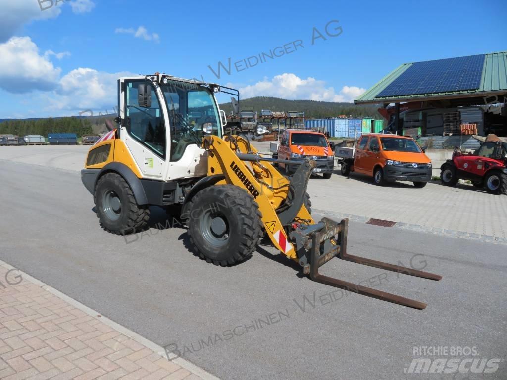Liebherr L506C 輪胎式裝載機
