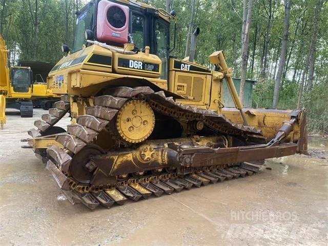 CAT D 6 R 履帶推土機