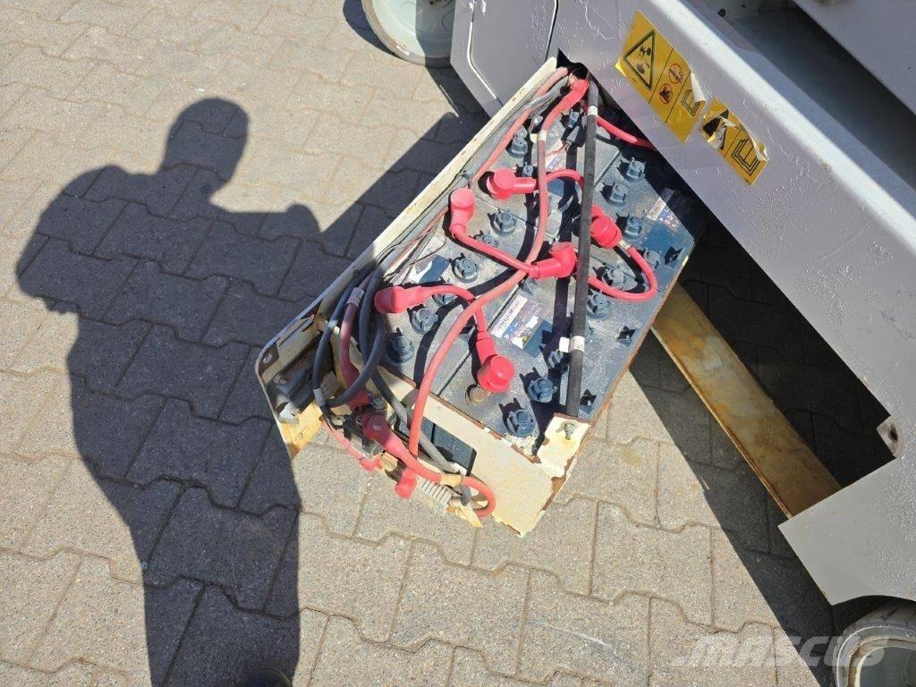 Genie GS 4047 剪式升降機