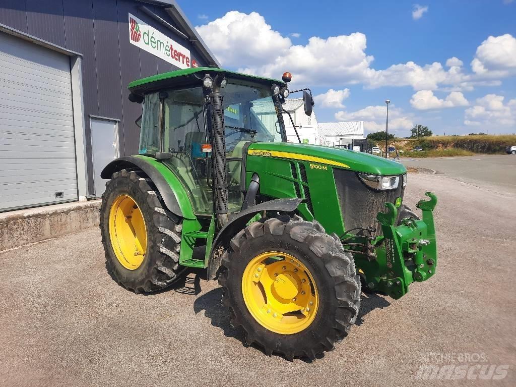 John Deere 5100 M 曳引機
