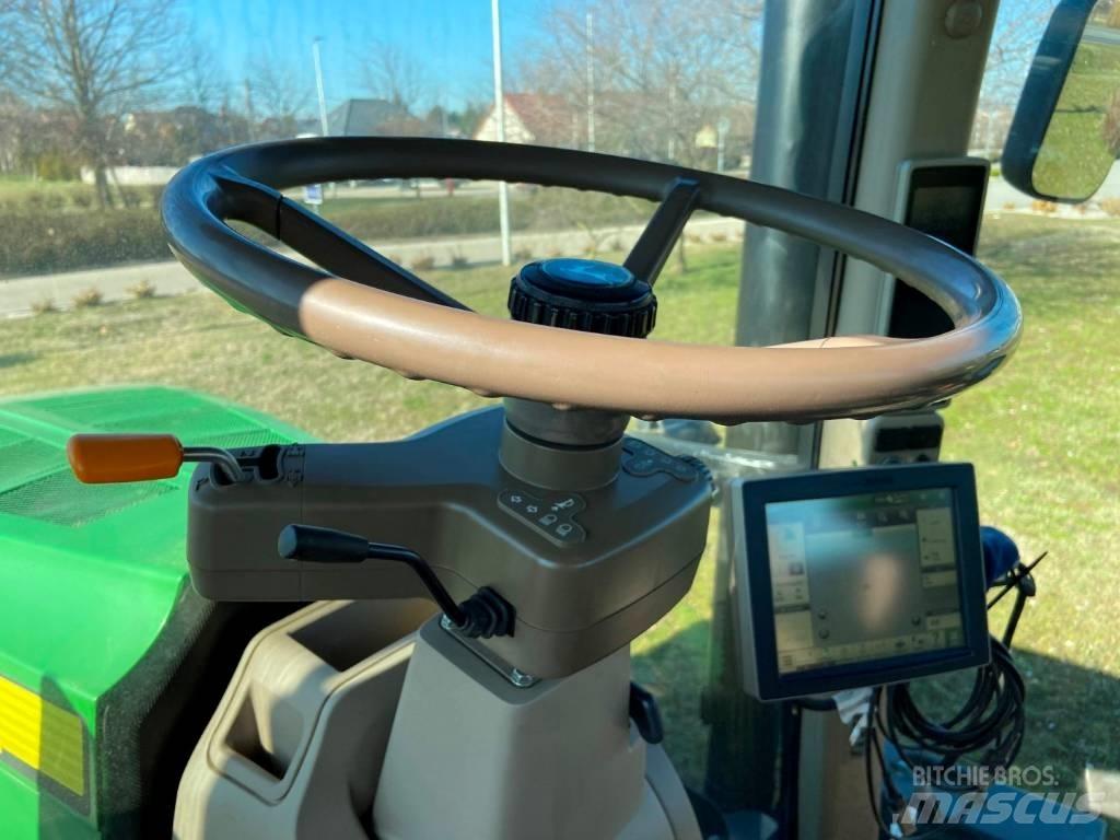 John Deere 7230 R 曳引機