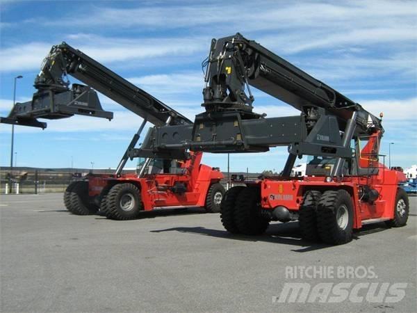 Kalmar DRT450 前伸型堆積機