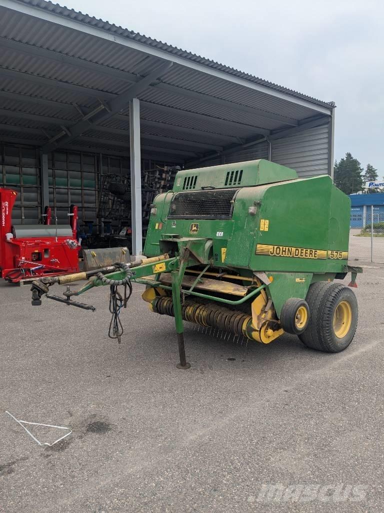 John Deere 575 圓型牧草打包機