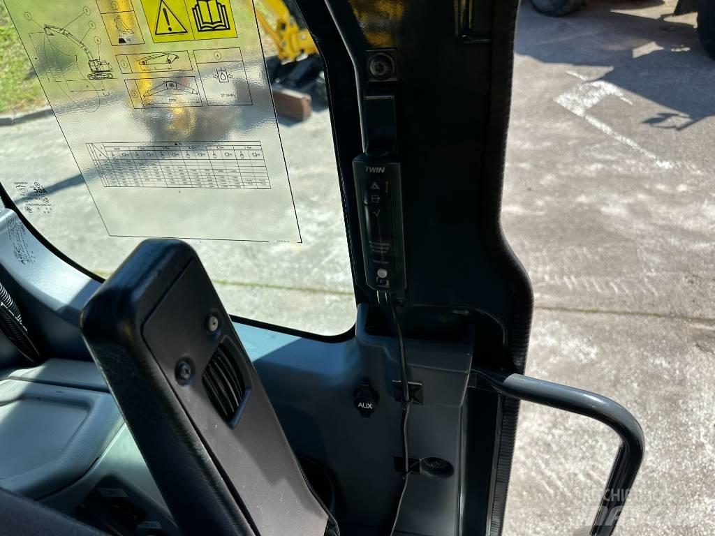 Komatsu PC210LCi-11 履帶式 挖土機/掘鑿機/挖掘機
