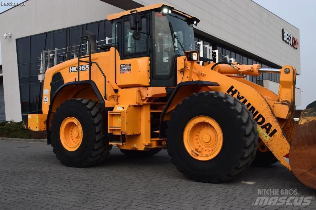 Hyundai HL 965 輪胎式裝載機