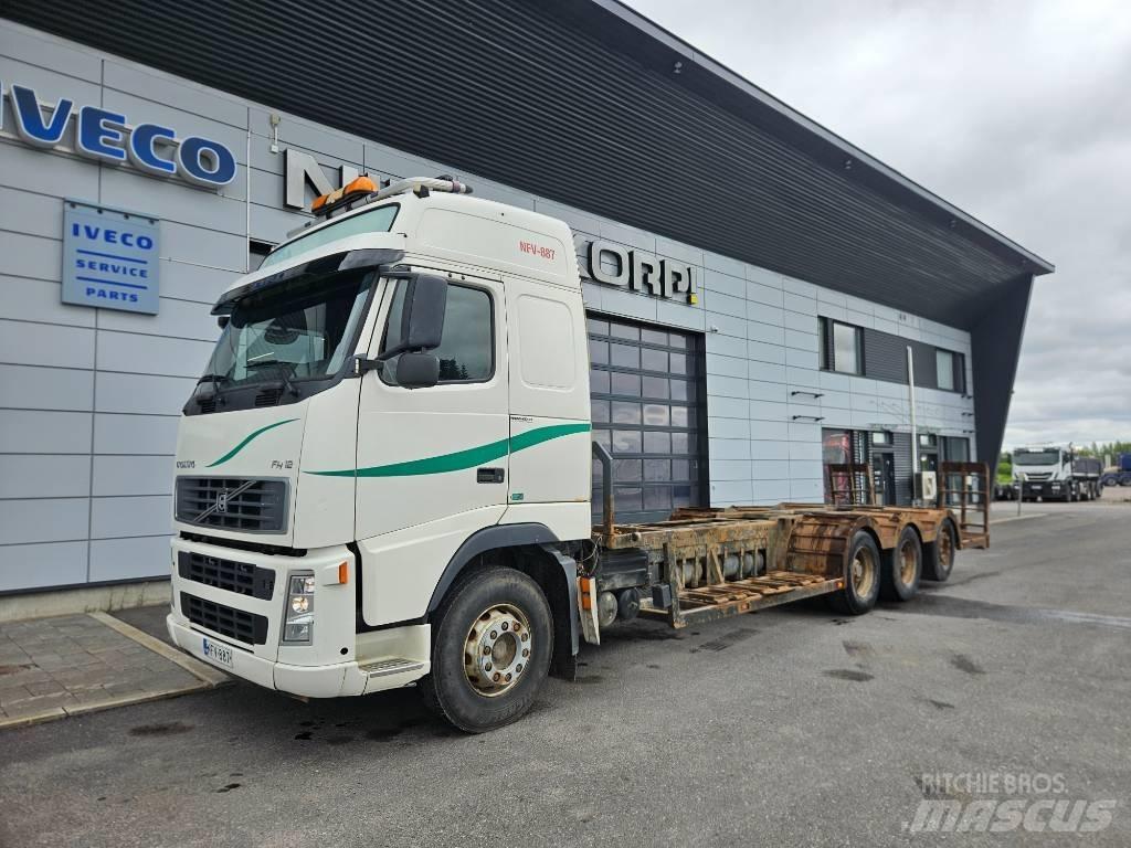 Volvo FH12 8x4 林業運輸車