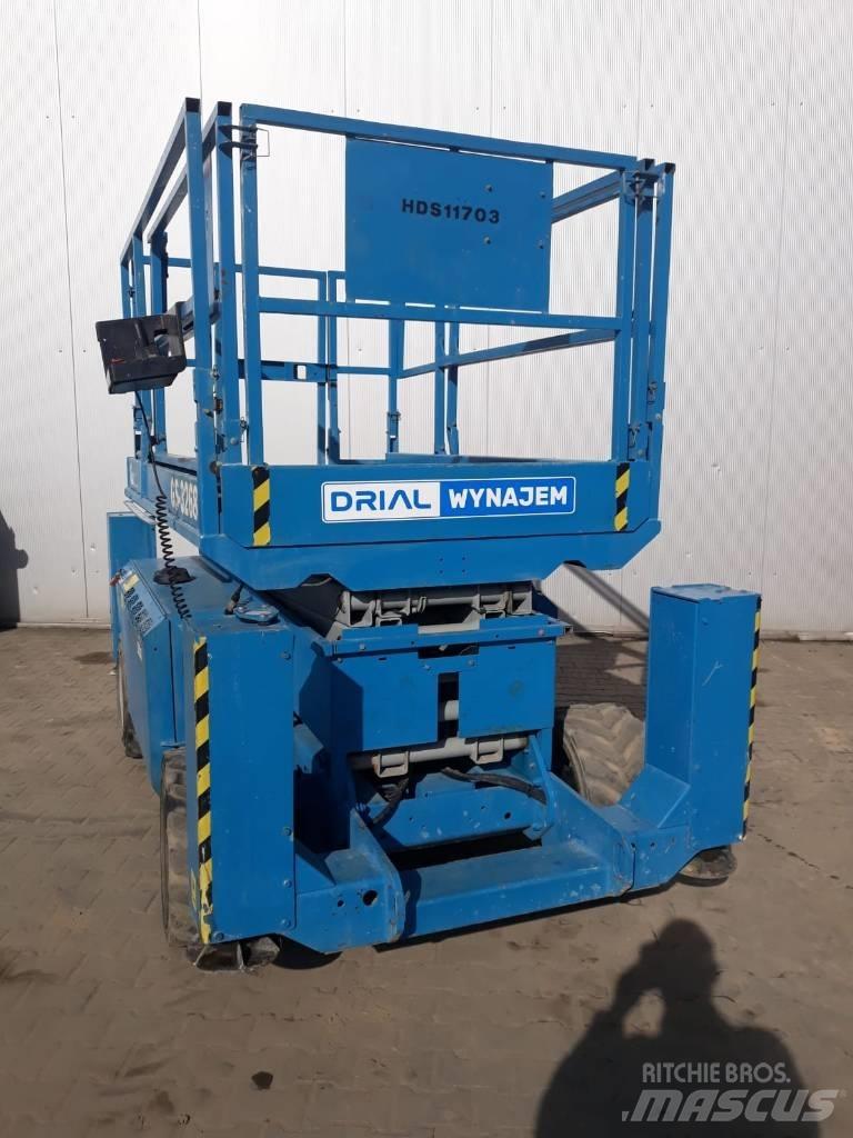 Genie 3268 剪式升降機