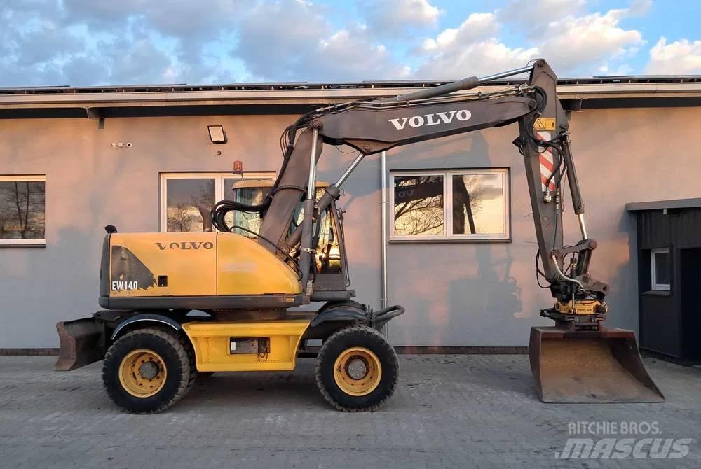 Volvo EW 140 旋轉式挖土機/掘鑿機/挖掘機