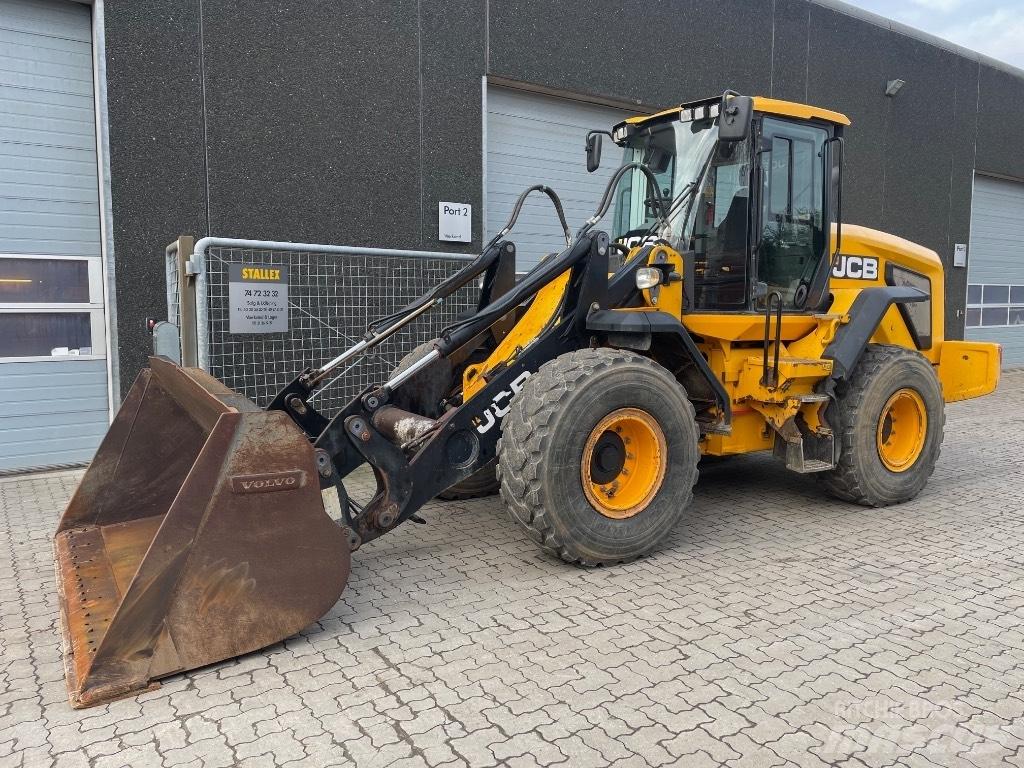 JCB 427HT 輪胎式裝載機