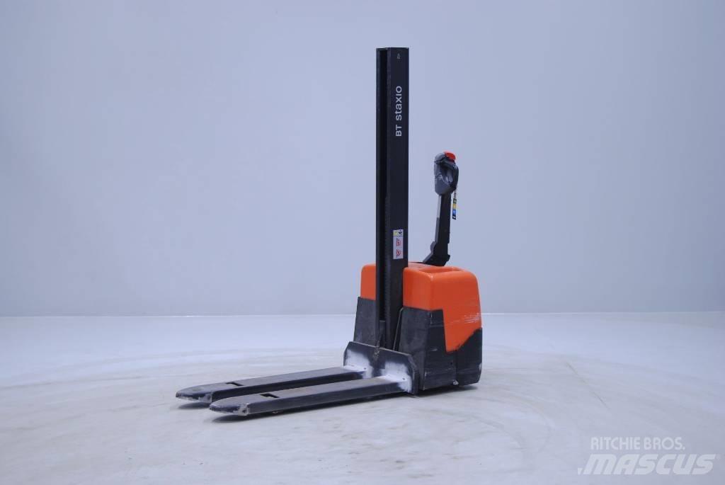 Toyota HWE100 行走控制式堆積機