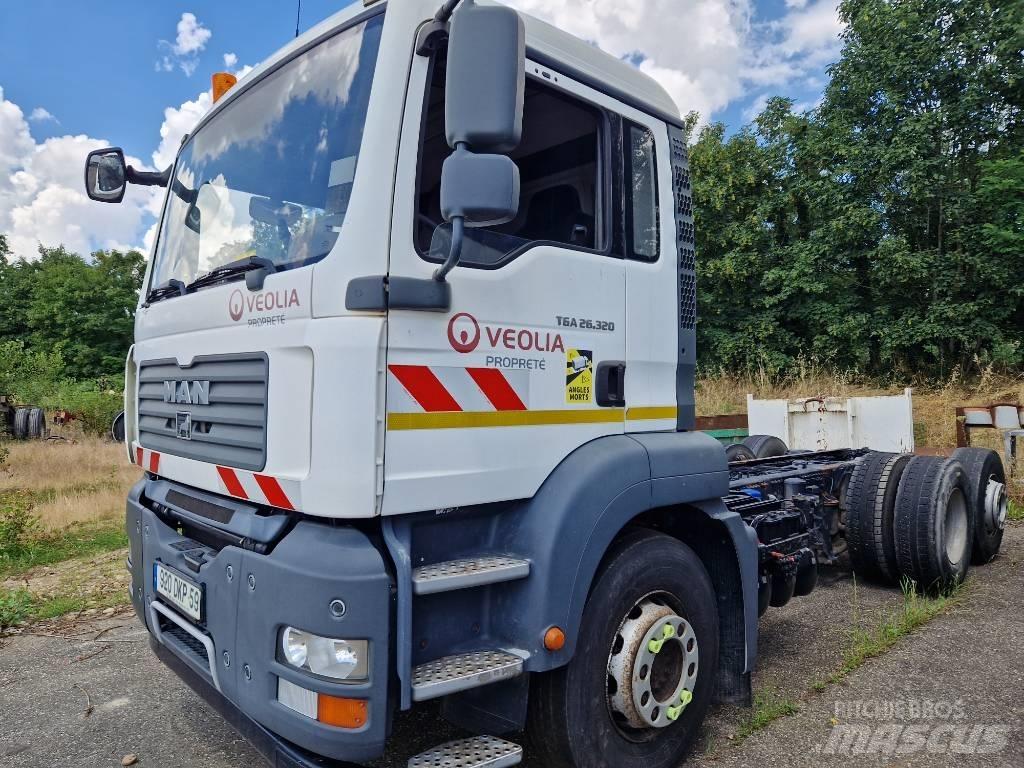 MAN 324.26 商用底盤車