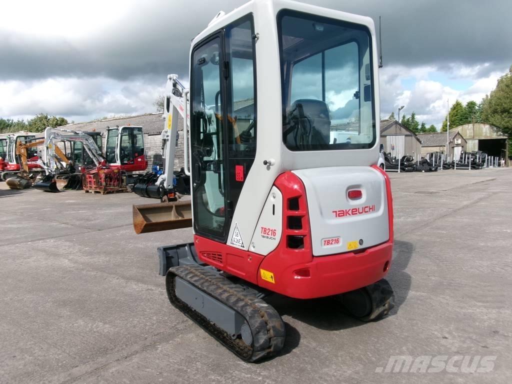 Takeuchi TB 216 小型挖土機/掘鑿機<7t(小型挖掘機)