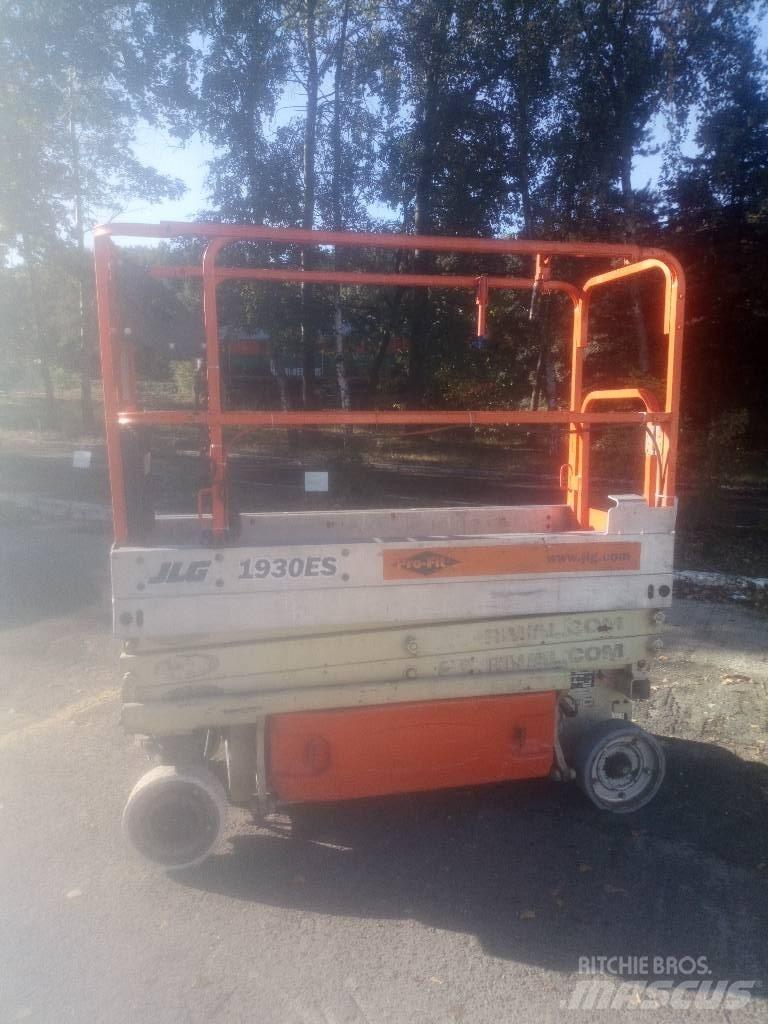 JLG 1930 ES 剪式升降機