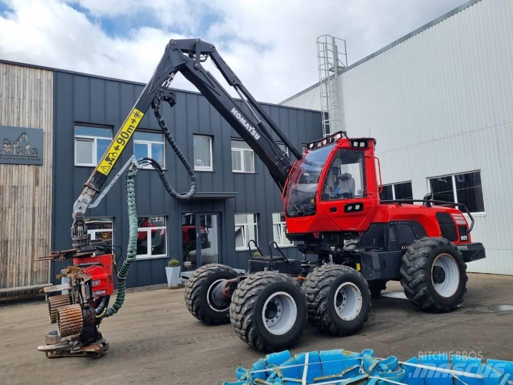 Komatsu 901 收穫機