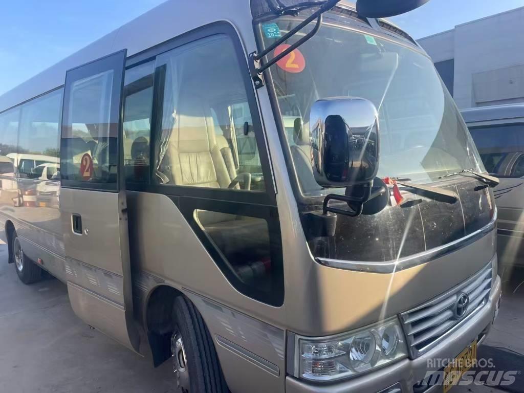 Toyota Coaster 公路客運汽車