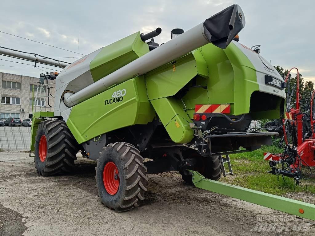 CLAAS Tucano 480 聯合收穫機