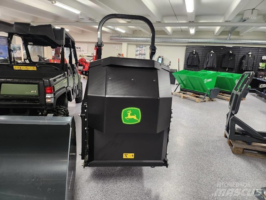 John Deere 950R 騎乘式割草機