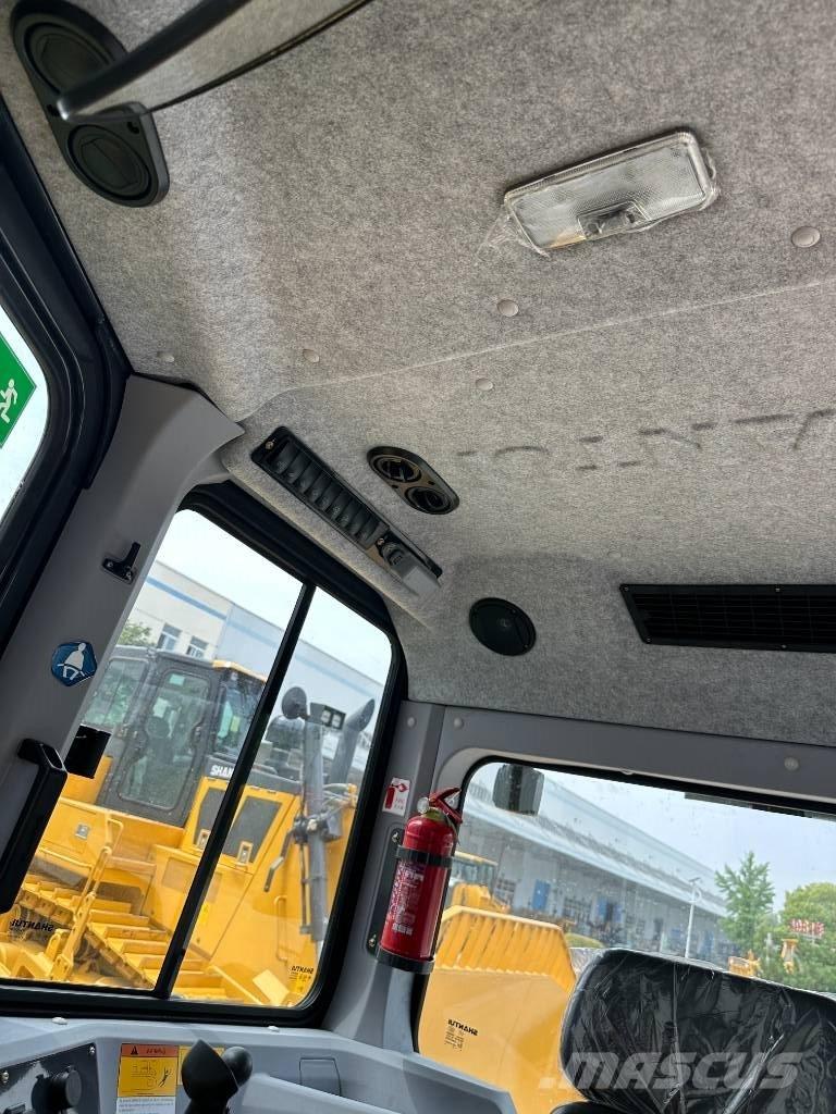 Shantui DH17 履帶推土機