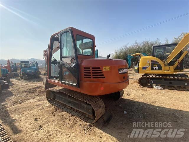 Doosan DH 70-7 小型挖土機/掘鑿機<7t(小型挖掘機)