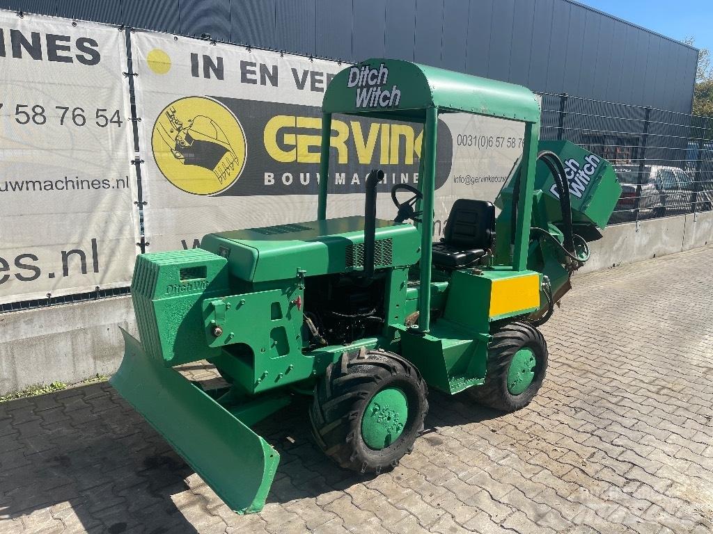 Ditch Witch 3500 DD 掘溝機