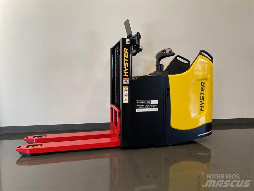 Hyster S2.0SD 行走控制式堆積機