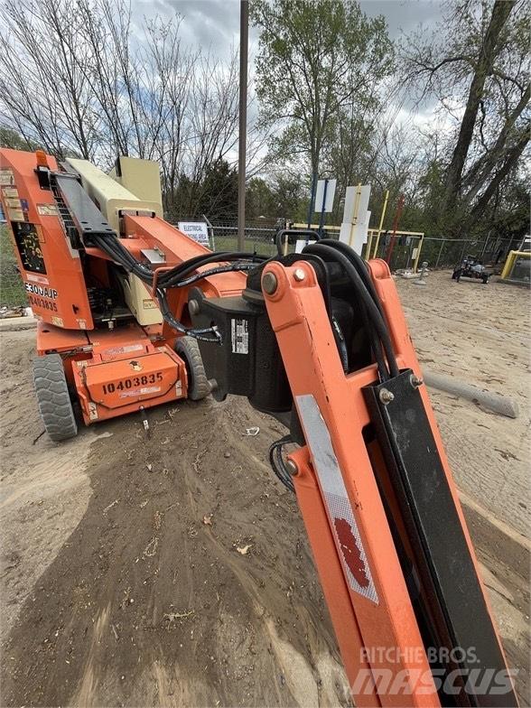 JLG E 300 AJP 剪式升降機
