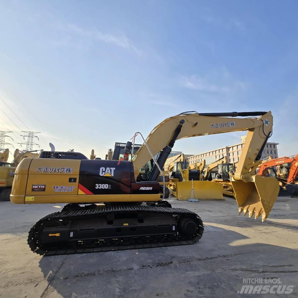 CAT 330 D2 中型挖土機/掘鑿機/挖掘機 7t-12t