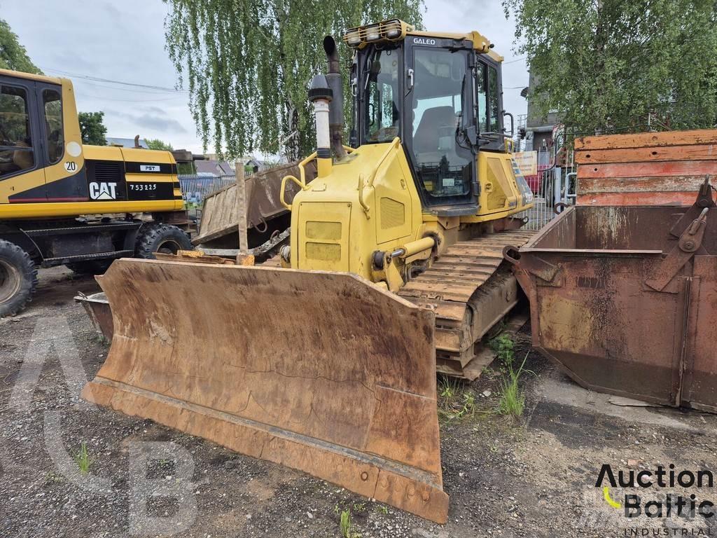 Komatsu D51EX-22 履帶推土機