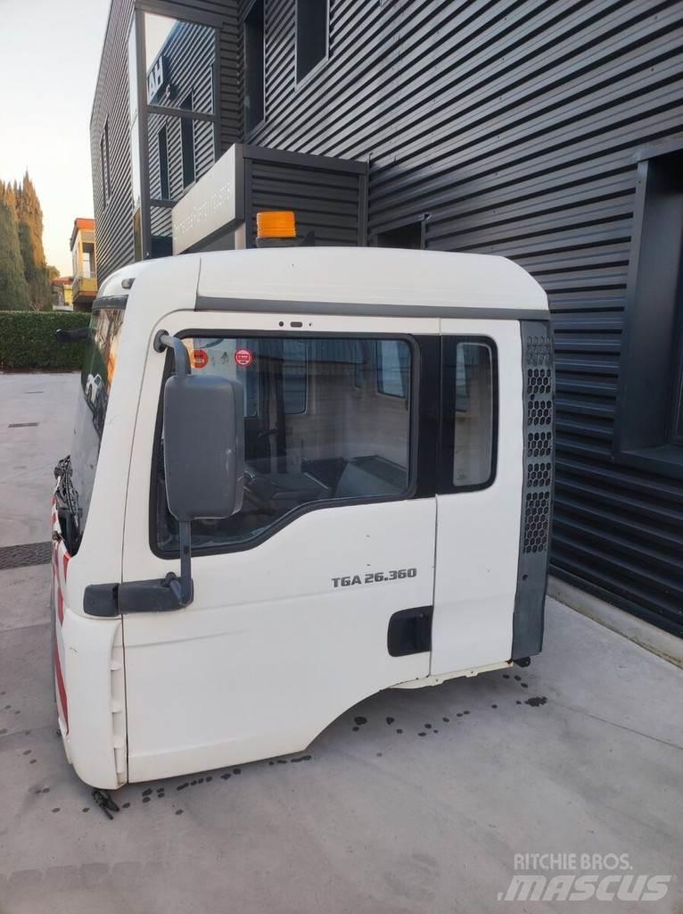 MAN TGM TGA 駕駛室與內部