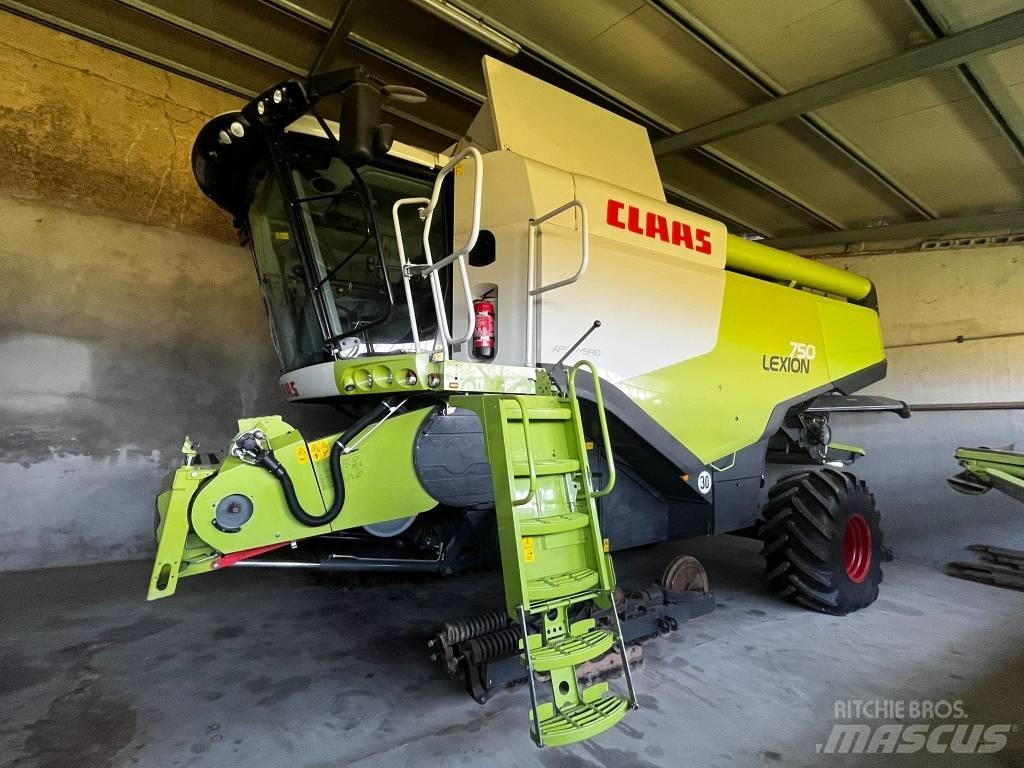 CLAAS LEXION 750 ACR 聯合收穫機