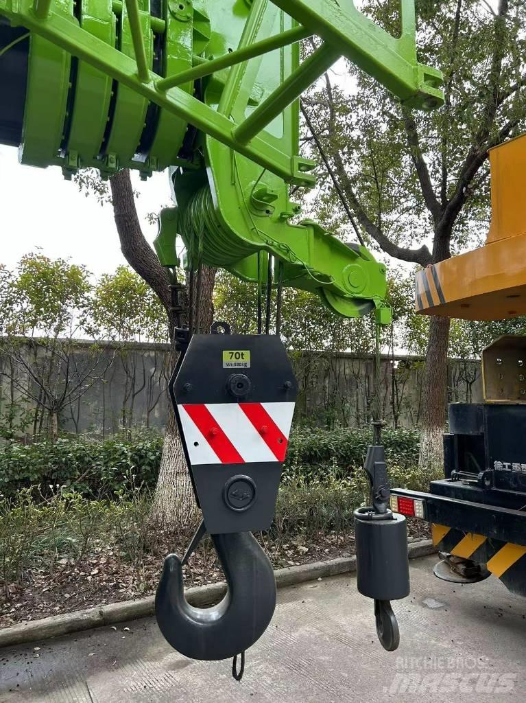 Zoomlion ZTC 700 V 全路面起重機/吊車
