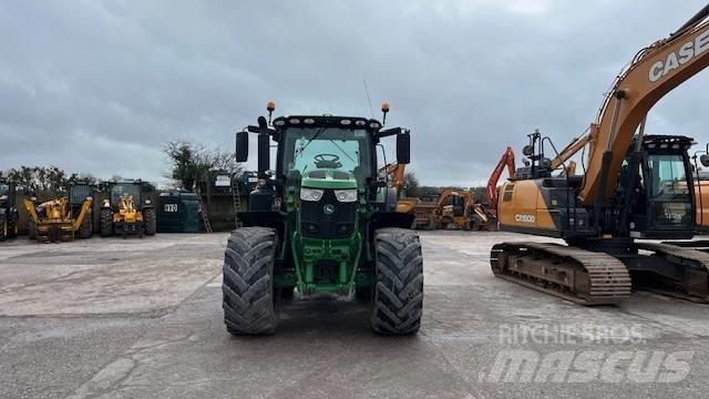 John Deere 6175 R 曳引機