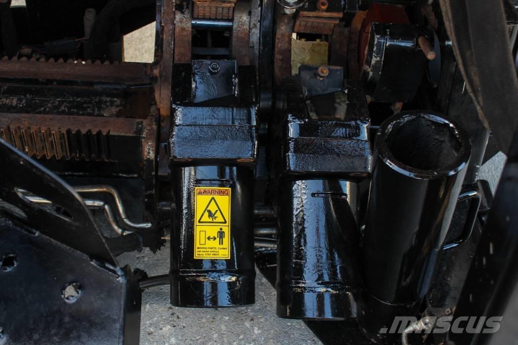 Ditch Witch JT20 水平/臥式定向鑽機設備