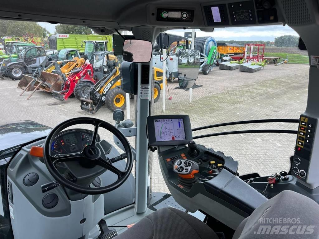 CLAAS Axion 830 曳引機