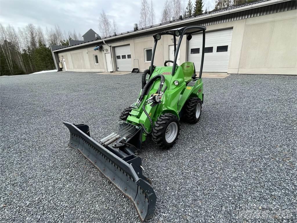 Avant 420 小型裝載機