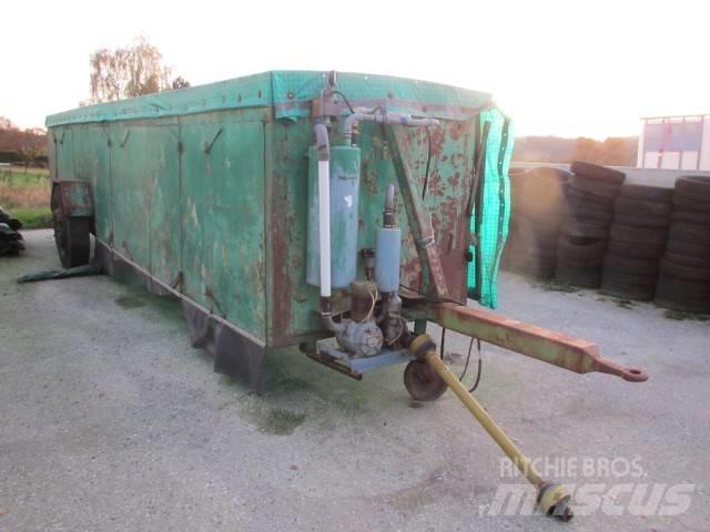  Melkwagen 6 Plätze 其他農業機械