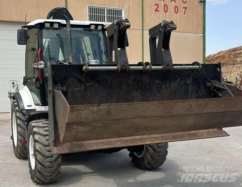 Hidromek HMK 102 B 反鏟裝載機