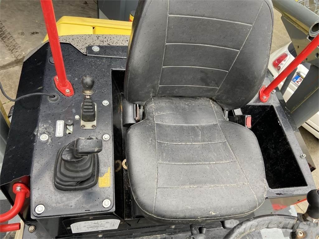 Neuson DW90 (4003) 側卸礦車