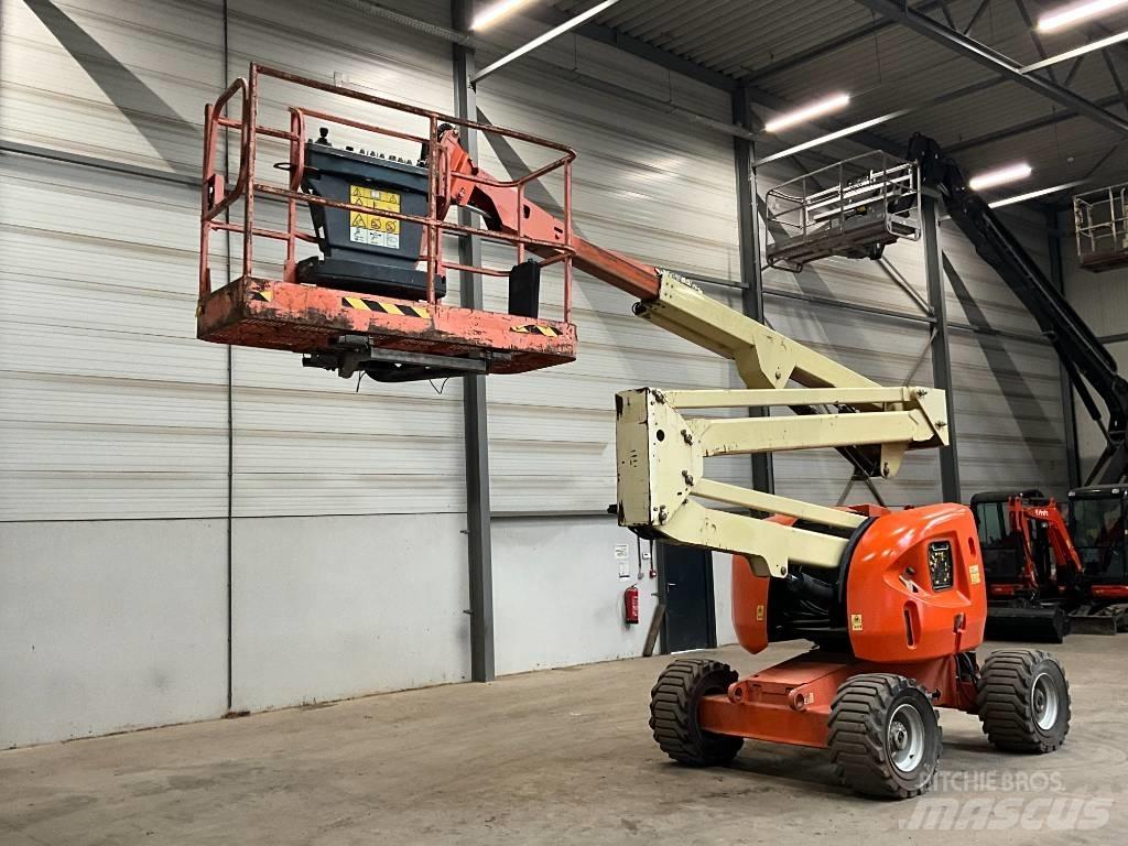 JLG 450 AJ 曲臂高空作業車