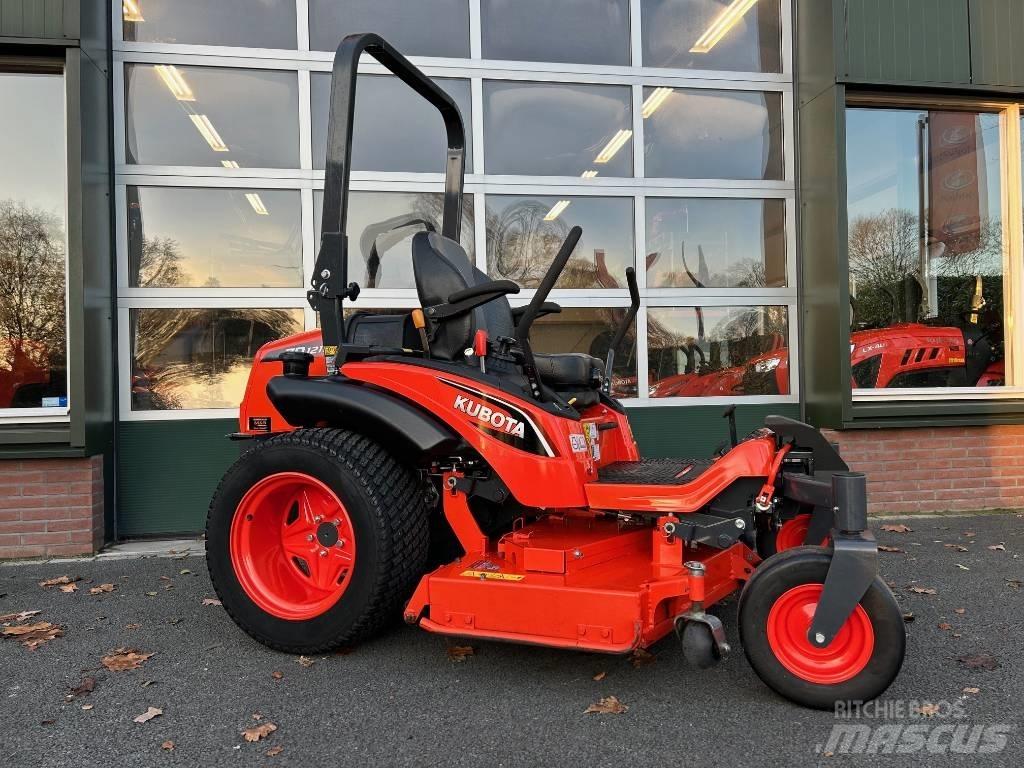 Kubota ZD 1211 騎乘式割草機