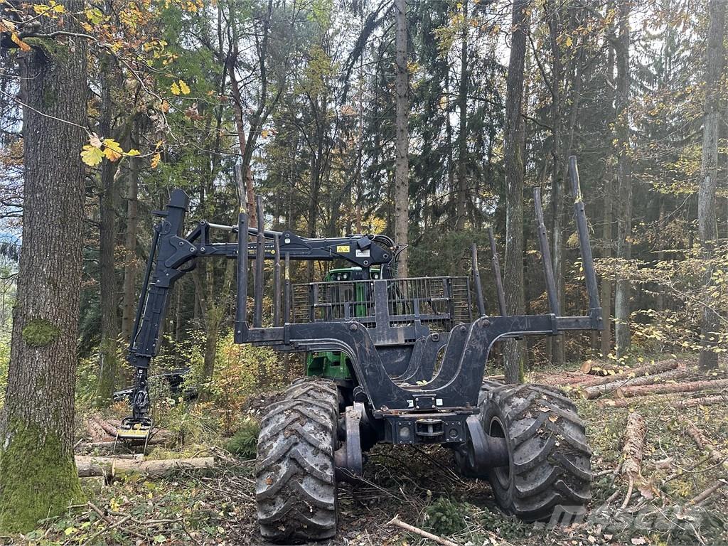John Deere 1510G 集運機