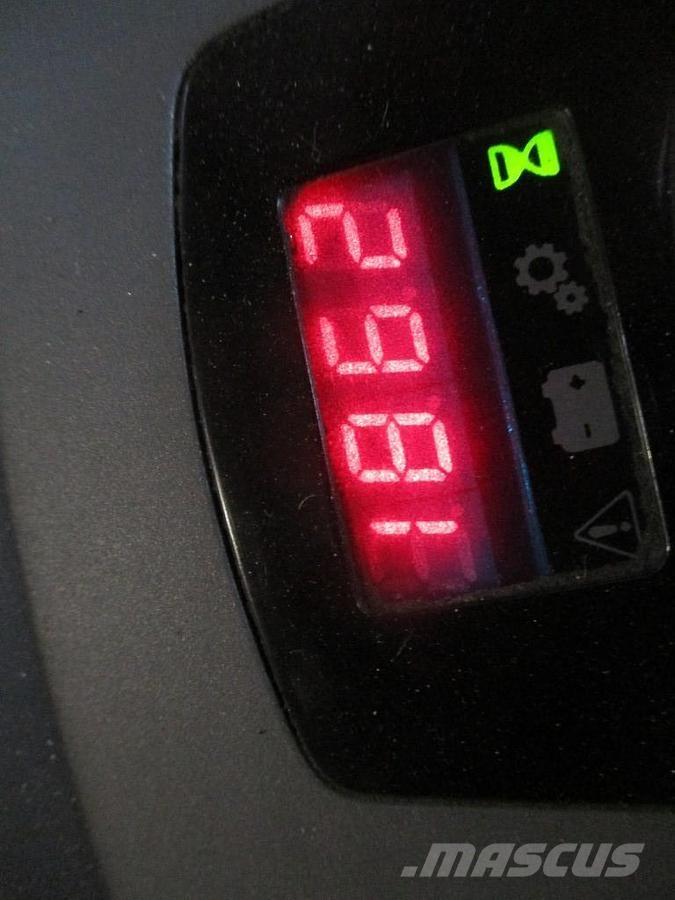 BT LPE 200 平台型低架升降機