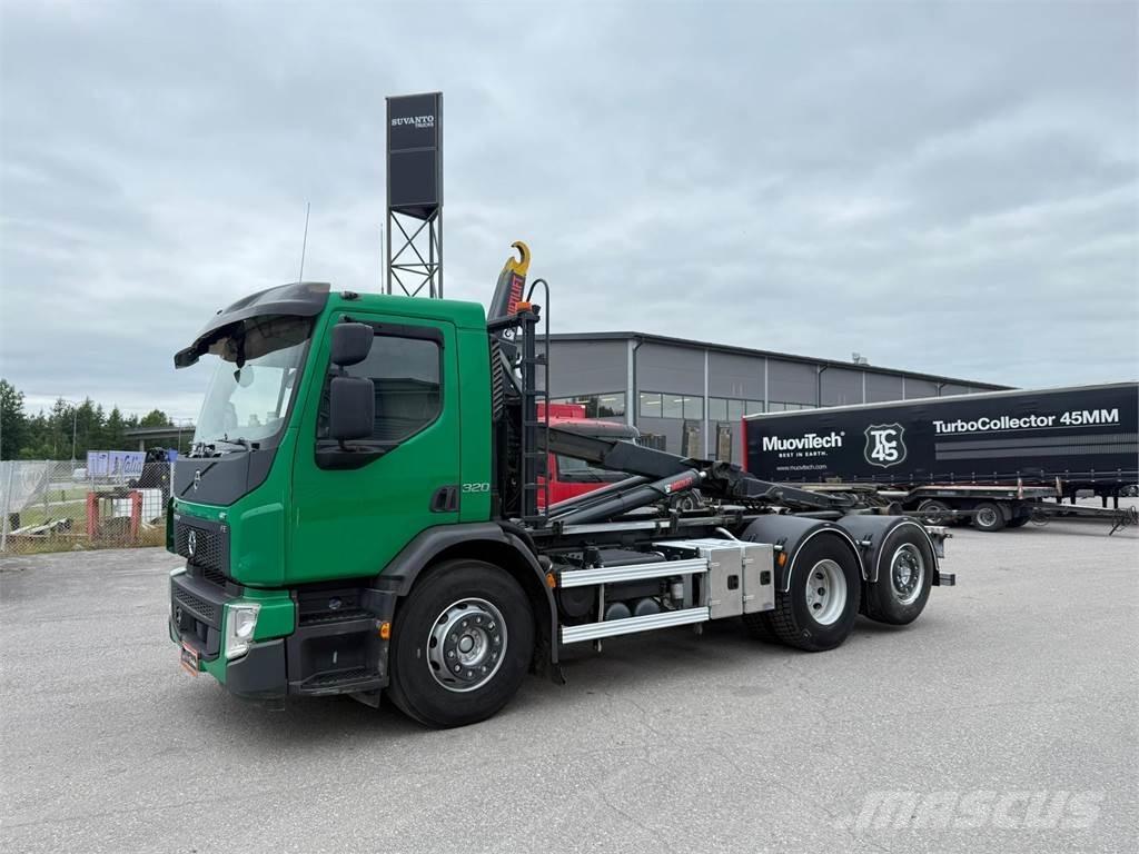 Volvo FE320 6x2*4 吊鉤式起重車
