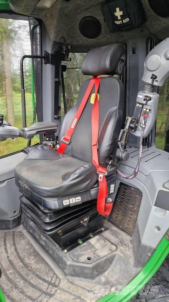 John Deere 1270 G 收穫機